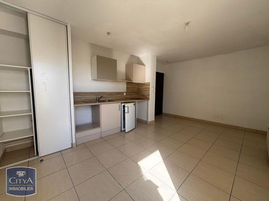 Location Appartement 1 pièce 23m² BOUJAN SUR LIBRON 34760 - Photo 1