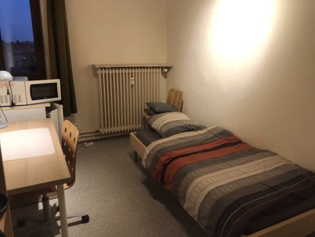 Appartement à louer, 1 pièce - Strasbourg 67000 - Photo 2