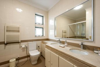 4 Bedroom House with swimming pool, Quinta da Beloura, Sintra