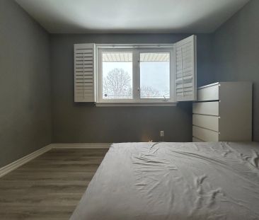 9 Amethyst Rd Road #3 Bedrooms On Main Floor - Photo 3