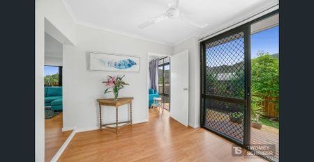 Beautiful Four Bedroom Home in Leafy Mooroobool - Photo 2