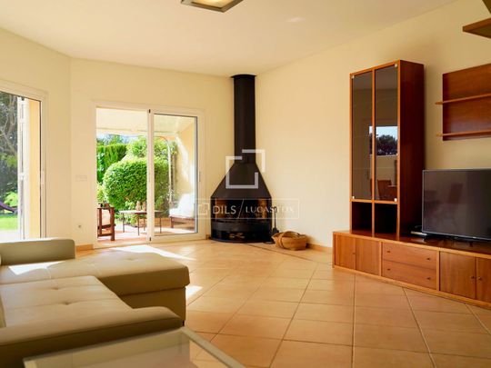 Excellent townhouse for rent with a garden and communal facilities - Photo 1