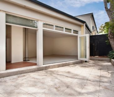 Perfect Family Home - Photo 6