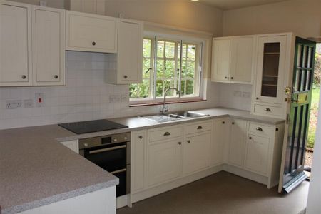 Church Lane, Letheringsett, NR25 7YA - Photo 4