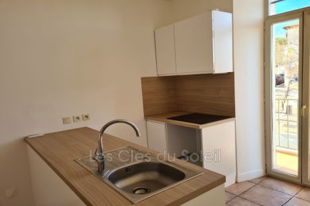 Location Appartement 2 pièces 32m² BANDOL 83150 - Photo 3