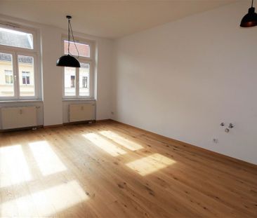 Wohnen in Schönefeld: 3-Zi. Whg mit offener Küche, Balkon, LIFT im ... - Photo 1