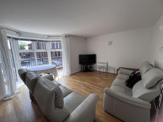 2 bedroom apartment to rent - Photo 1
