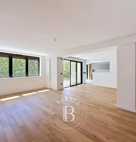 Appartement • Ile de la Jatte-Parc d'Orléans - Photo 2