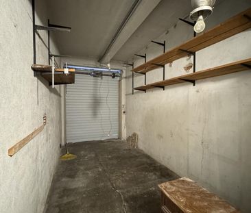 Location Appartement 3 pièces 74m² LA VALENTINE 11ème - Photo 4