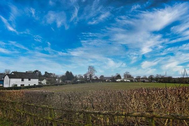 Mission Hut Mews, Holme Marsh, Kington, HR5 - Photo 1