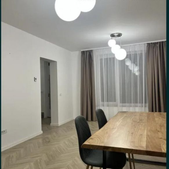 Casa moderna cu 3 camere si parcare Stupini - Photo 1