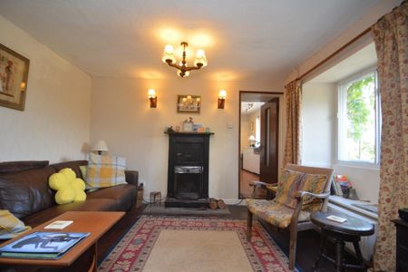 3 bedroom detached house to rent - Photo 4