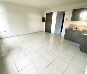 Appartement te huur - Photo 1