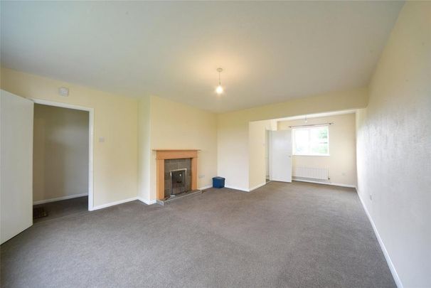 3 bedroom bungalow to rent - Photo 1