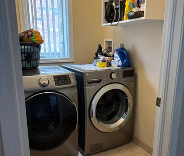 For Lease - 856 Herman Way, Milton, Ontario - Photo 5