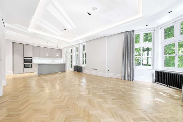 An excellent apartment in an immaculate building with concierge. - Photo 1