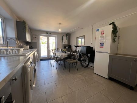 Clifford Road, Fishponds - Photo 5