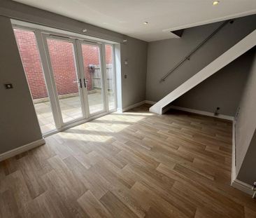 2 bedroom terraced house to rent - Photo 6