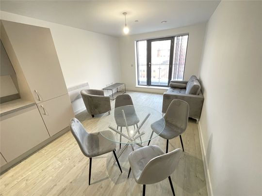 1 bedroom Flat To Rent - Photo 1