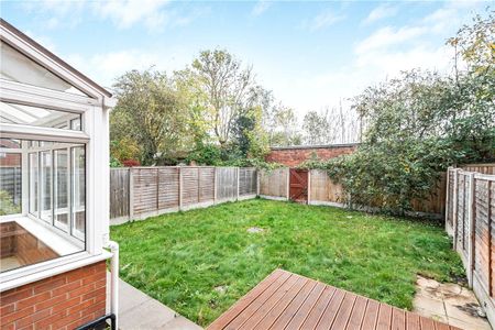 A three bedroom detached property situated within Long Eaton - Photo 4