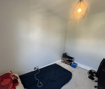 2 bedroom maisonette to rent - Photo 3