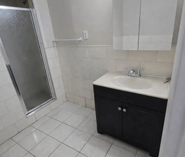 621 Dixon Road #Basement - Photo 2