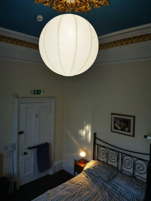 Room in a Shared House, Cathkin Road, G42 - Photo 1