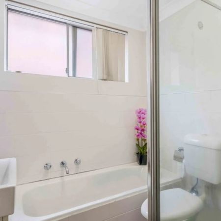 2 Bedroom Apartment In The Heart Of Liverpool CBD - Photo 4