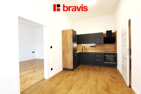 Pronájem bytu 2+kk 52 m², náměstí Vojtěšky Matyášové 463, Brno - Fotografie 3