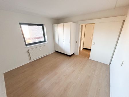 Lys og dejlig 2-værelses lejlighed med terrasse - Photo 5