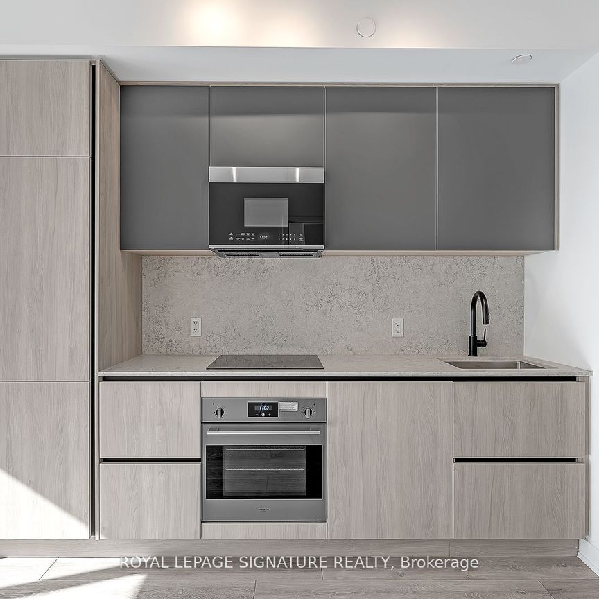 For Lease - 108 Peter Street Unit# 810, Toronto, Ontario - Photo 1