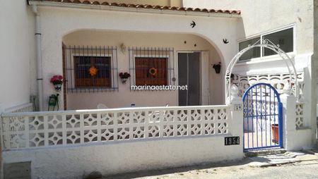 Bungalow in San Fulgencio, Urb. La Marina, for rent - Photo 4