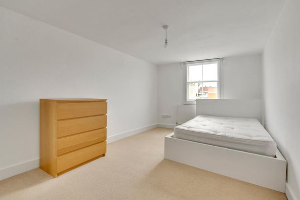 3 bedroom apartment to rent - Photo 1