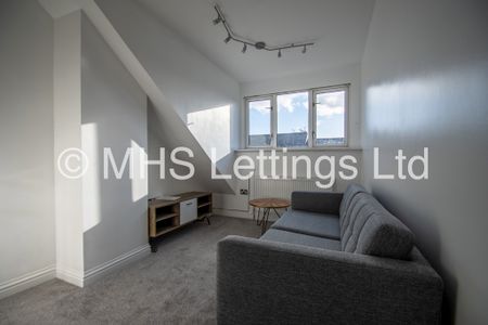 Top Floor Flat, 4 Norville Terrace, Leeds, LS6 1BS - Photo 2