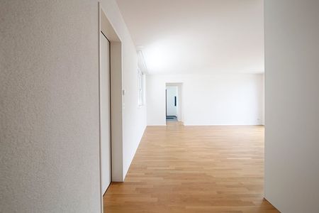 "Exklusives Wohnen mit Terrasse garantiert!" - Photo 4