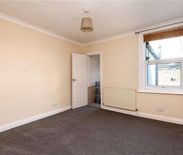 Charlotte Street, Sittingbourne, Kent, ME10 - Photo 4