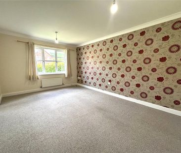 3 bedroom end of terrace house to rent - Photo 1