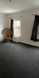 Unit B, 133 Main Street, Larne, BT40 1HJ - Photo 4