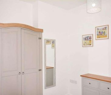 Tywarnhayle Square, Perranporth, TR6 - Photo 3