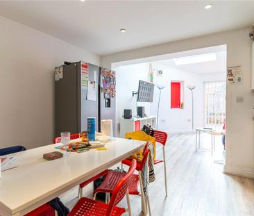 5 bedroom house to rent - Photo 1