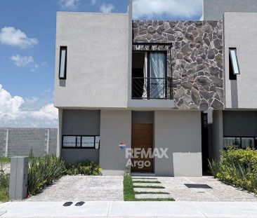 CASA EN RENTA EL FARO DE LOS CISNES - Photo 6