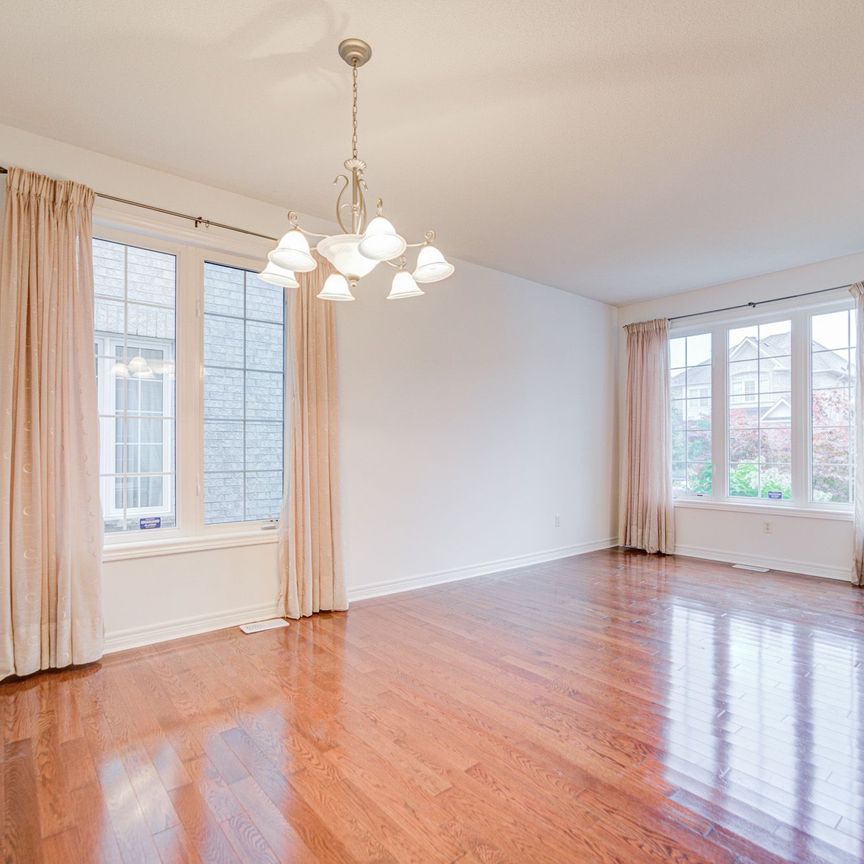 For Lease - 123 Oakborough Drive, Markham, Ontario - Photo 1