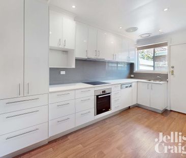 2/8 Blenheim Street, Bentleigh East - Photo 4