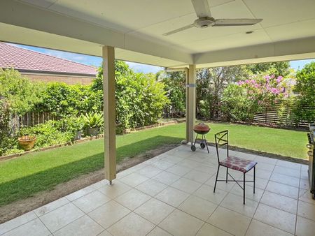 Lovely 4 – Bedroom Home in a Prime Location - Photo 2