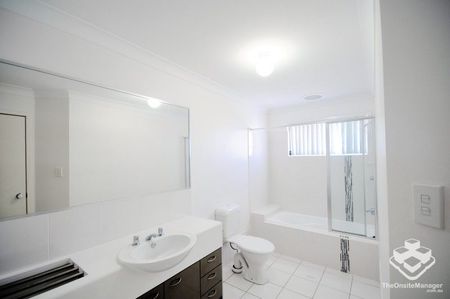 Fabulous home in great location - Photo 3