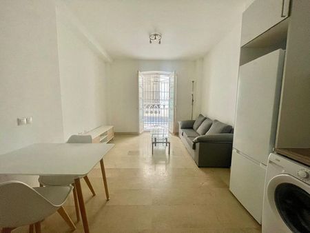 Alquiler de piso en Calle Emilio Ferrera, 12 - Photo 4