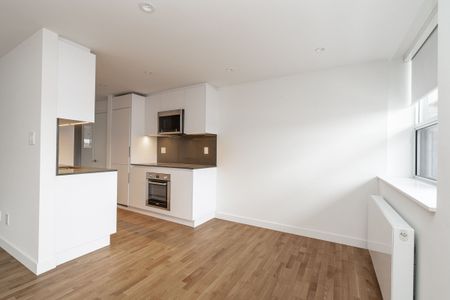 501 Kingston Road - Photo 2