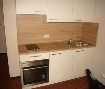 Voll möbliertes Studenten - Apartment (mit EBK) in der Goethestraße! - Photo 3