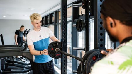 1 bedroom in a flat share to rent - Photo 4