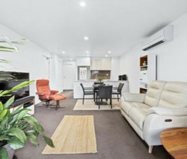 Spacious One Bedroom Apartment - Photo 5